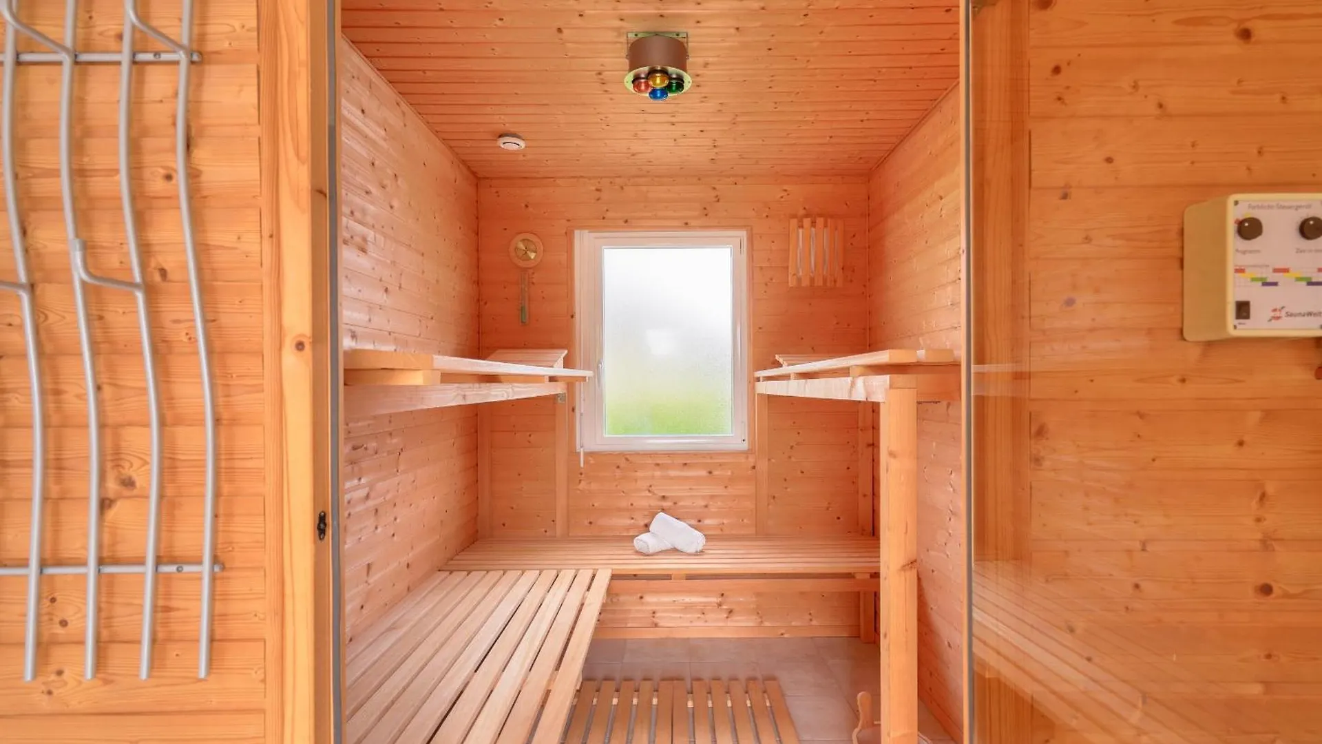 Tatil Evi Piscine Couverte - Sauna - Maison Pour 9 A Loctudy