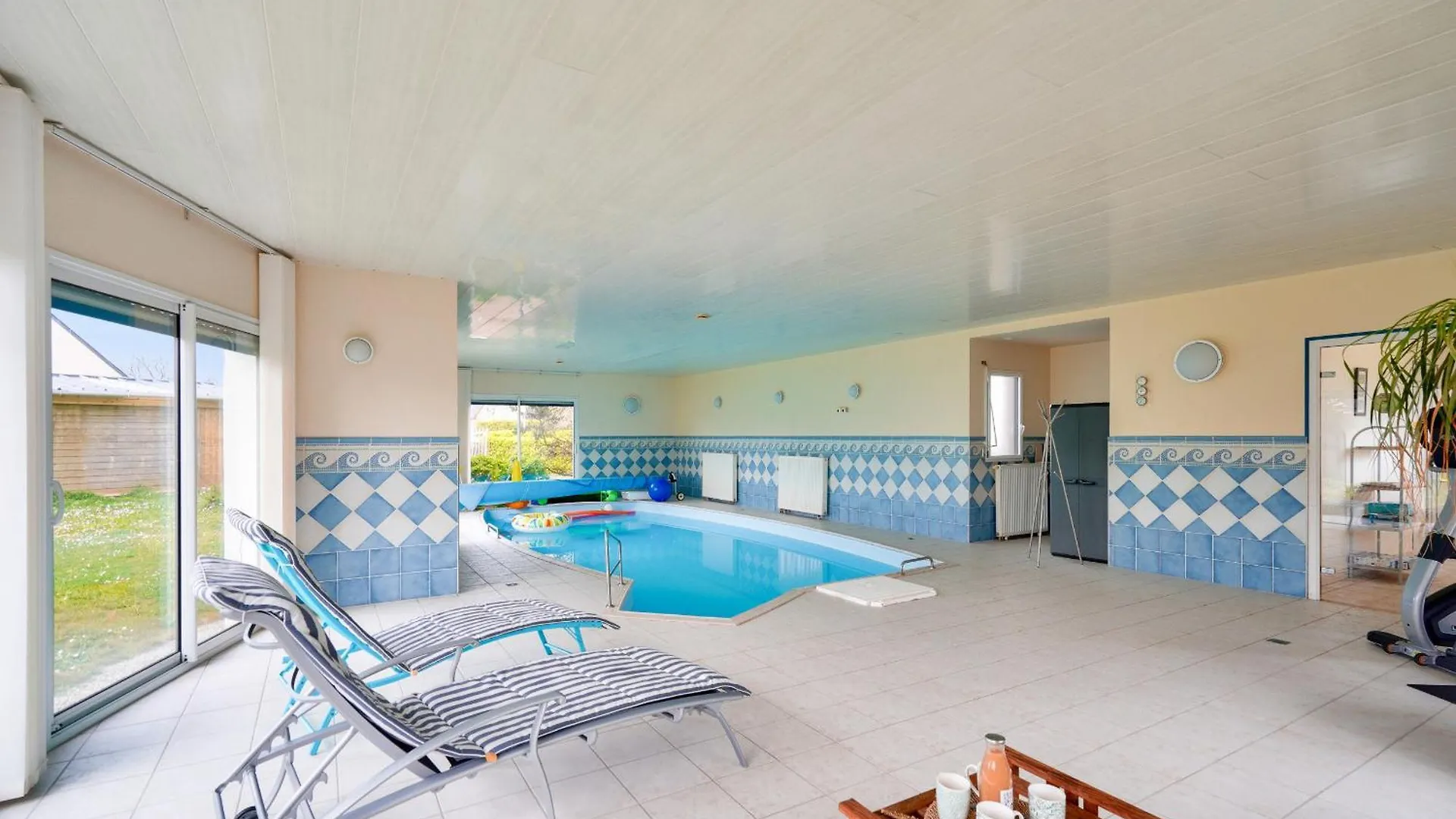 Piscine Couverte - Sauna - Maison Pour 9 A Loctudy