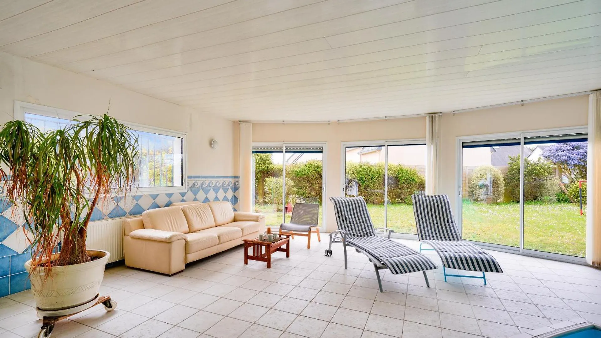 Piscine Couverte - Sauna - Maison Pour 9 A Loctudy Tatil Evi